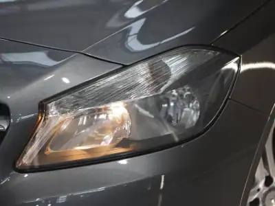 Mercedes-Benz A 180 2014 - 12990 EUR, 149000 km - AUTO.MOTO.pt - 149000km - foto 9 de 20