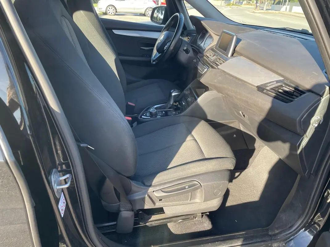 BMW 225xe Active Tourer 2019 - 16500 EUR, 81000 km - 81000km - foto 9 de 11