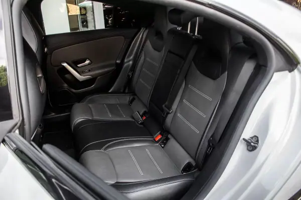 Mercedes-Benz CLA 35 AMG 2022 - 41990 EUR, 111659 km - AUTO.MOTO.pt - 111659km - foto 32 de 49