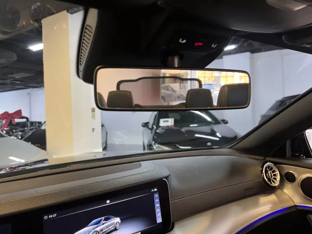 Mercedes-Benz E 220 2018 - 47990 EUR, 95000 km - AUTO.MOTO.pt - 95000km - foto 40 de 47