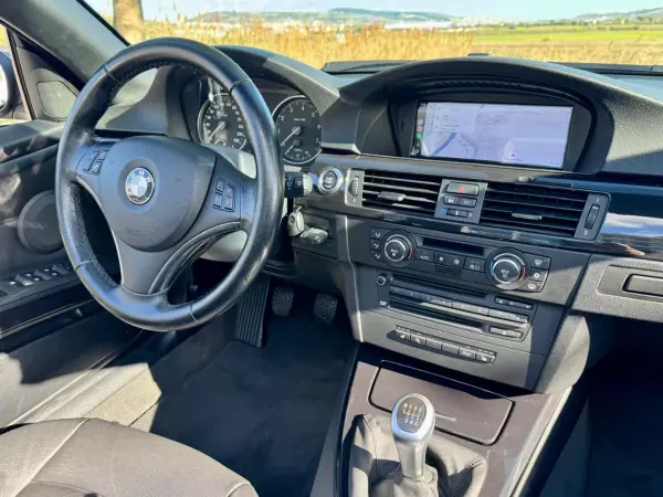 BMW 320 2008 - 15500 EUR, 119630 km - AUTO.MOTO.pt - 119630km - foto 10 de 25