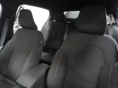 Volvo XC 40 2022 - 24999 EUR, 111000 km - AUTO.MOTO.pt - 111000km - foto 18 de 38
