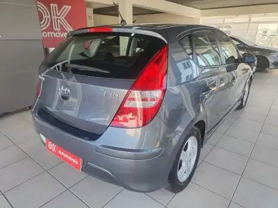 Hyundai i30 2011 - 7250 EUR, 112000 km - AUTO.MOTO.pt - 112000km - foto 4 de 35