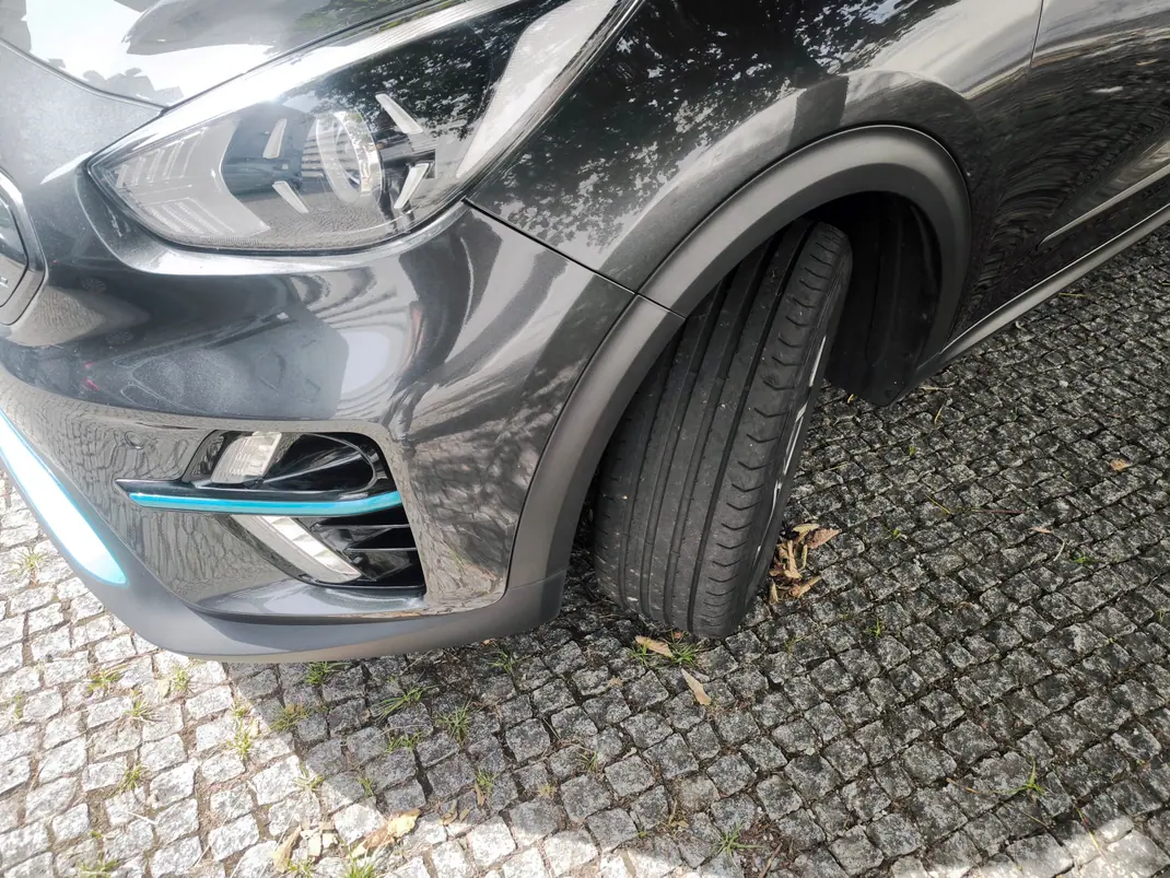 Kia e-Niro 2021 - 21500 EUR, 157000 km - 157000km - foto 10 de 15