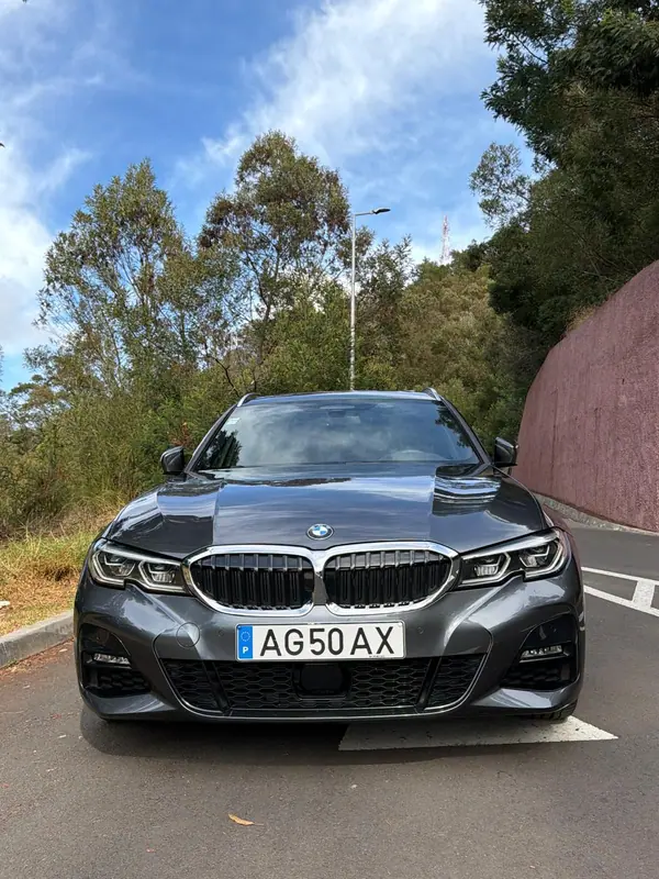 BMW 330e 2021 — foto 2 de 14