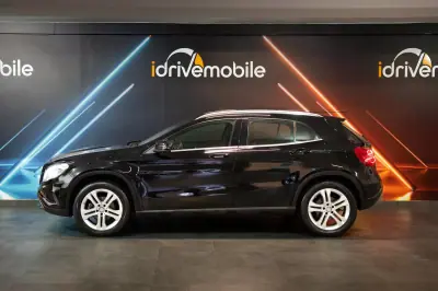 Mercedes-Benz GLA 180 2017 - 17900 EUR, 228238 km - AUTO.MOTO.pt - 228238km - foto 9 de 22