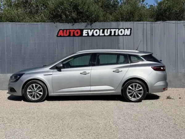 Renault Mégane Sport Tourer 2018 — foto 2 de 23
