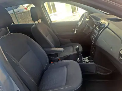 Dacia Sandero 2018 - 8500 EUR, 155000 km - AUTO.MOTO.pt - 155000km - foto 21 de 22