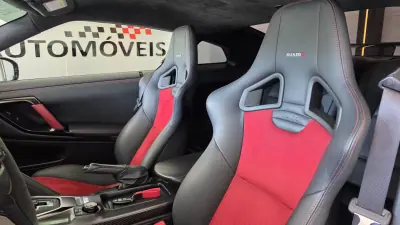 Nissan GT-R 2017 - 300000 EUR, 30685 km - 30685km - foto 46 de 69
