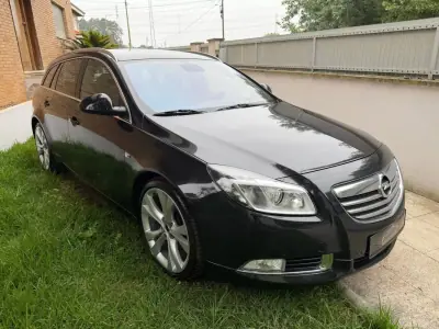 Opel Insignia Sports Tourer 2011 - 253323km