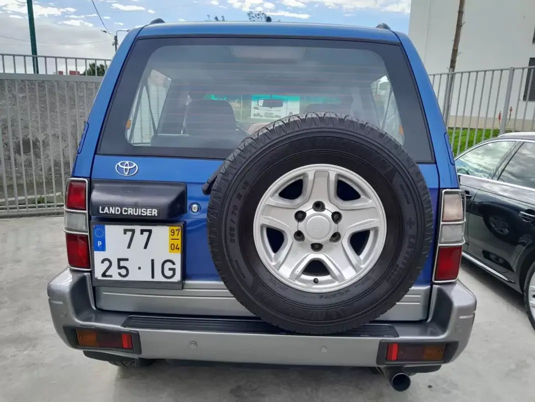 Toyota Land Cruiser 1997 - 24500 EUR, 135000 km - AUTO.MOTO.pt - 135000km - foto 5 de 24