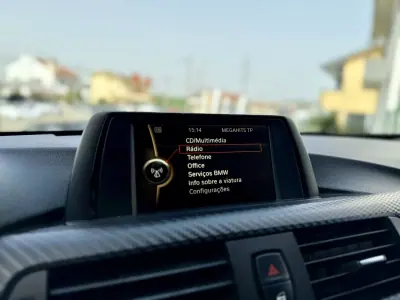 BMW 318 2013 - 15950 EUR, 229000 km - AUTO.MOTO.pt - 229000km - foto 23 de 27
