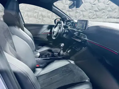 Peugeot 208 2022 - 15990 EUR, 75129 km - AUTO.MOTO.pt - 75129km - foto 21 de 35