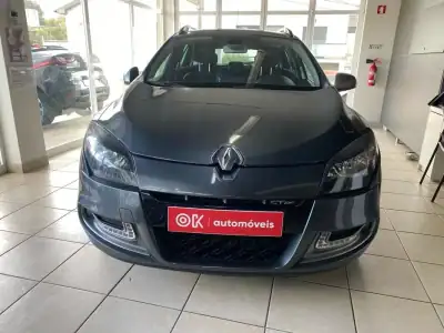 Renault Mégane Sport Tourer 2010 - 4990 EUR, 340390 km - AUTO.MOTO.pt - 340390km - foto 9 de 44