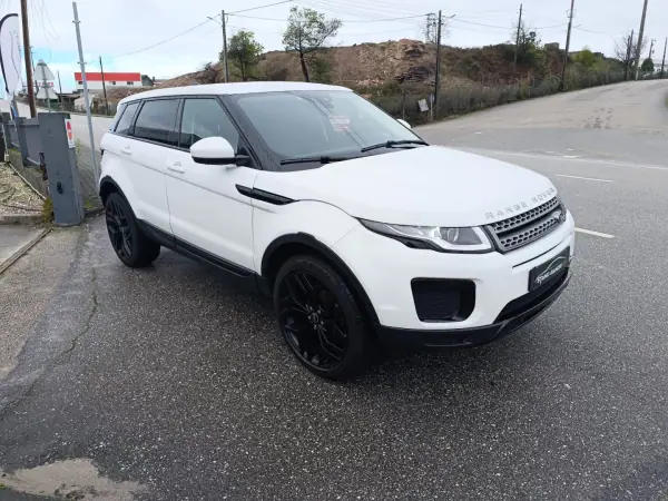 Land Rover Range Rover Evoque 2017 - 25500 EUR, 114000 km - AUTO.MOTO.pt - 114000km - foto 7 de 22