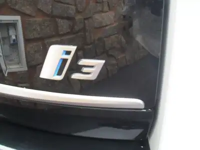 BMW i3 2018 - 17580 EUR, 93200 km - AUTO.MOTO.pt - 93200km - foto 23 de 28