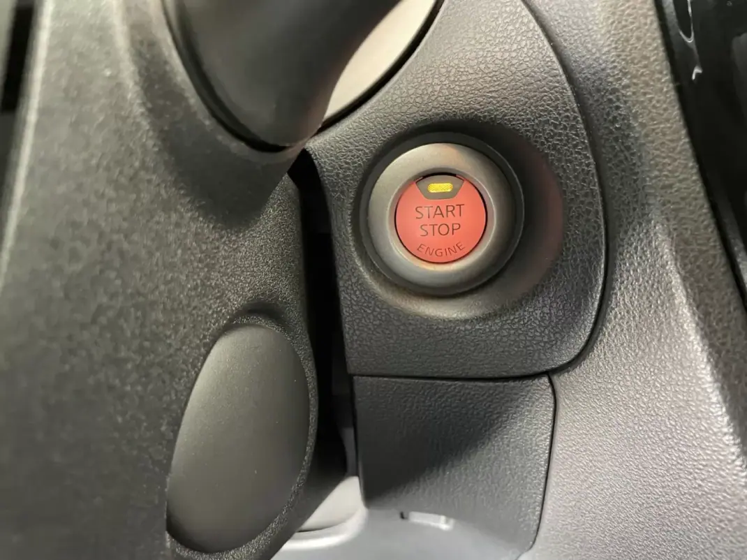 Nissan Juke 2016 - 16900 EUR, 122662 km - AUTO.MOTO.pt - 122662km - foto 8 de 30