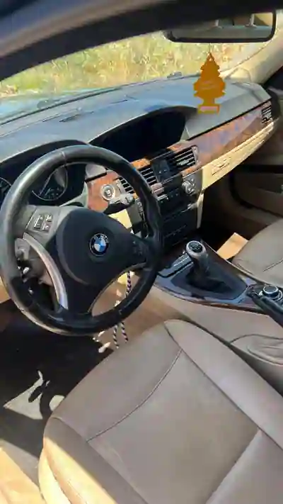 BMW 3 Series 2008 — foto 5 de 7