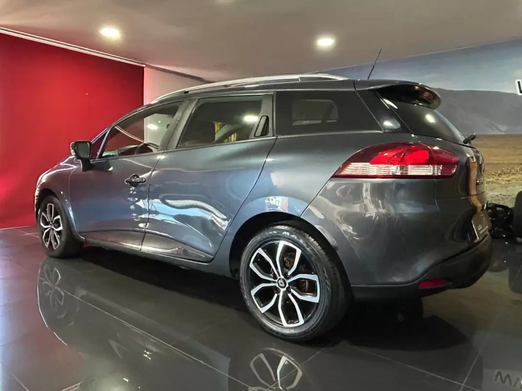 Renault Clio 2018 - 11950 EUR, 66571 km - 66571km - foto 4 de 20