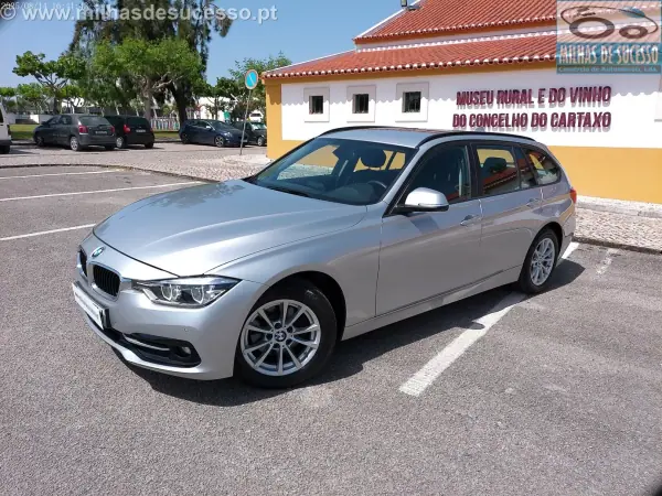 BMW 320 2016 - 16750 EUR, 181000 km - AUTO.MOTO.pt - 181000km - foto 26 de 27