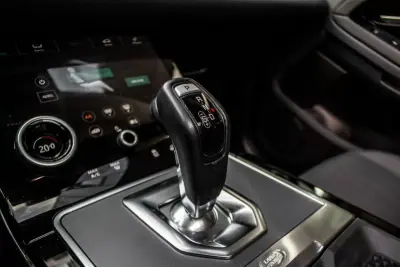 Land Rover Range Rover Evoque 2020 - 39900 EUR, 84922 km - AUTO.MOTO.pt - 84922km - foto 24 de 56