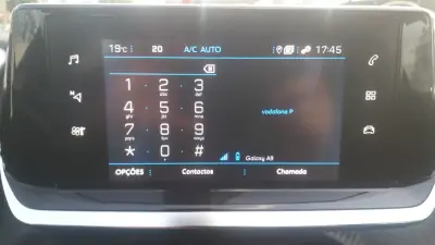 Peugeot 2008 2023 - 18250 EUR, 30000 km - AUTO.MOTO.pt - 30000km - foto 38 de 44