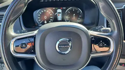Volvo XC 90 2016 - 38750 EUR, 156000 km - AUTO.MOTO.pt - 156000km - foto 19 de 25