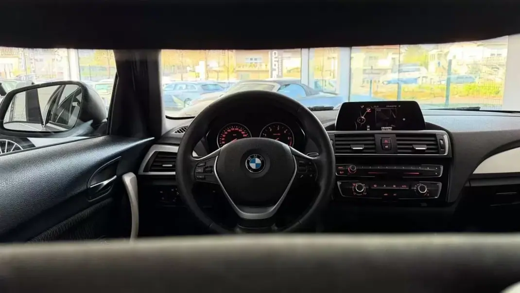 BMW 116 2017 - 12990 EUR, 176327 km - AUTO.MOTO.pt - 176327km - foto 12 de 25