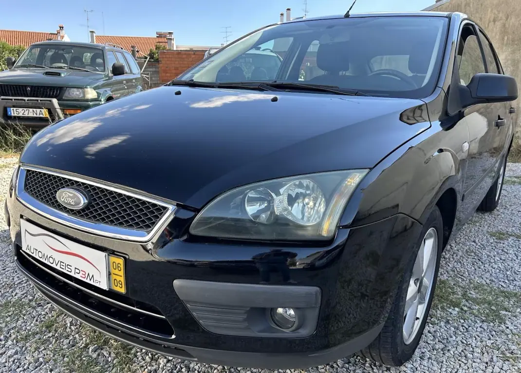 Ford Focus 2006 - 5500 EUR, 179978 km - AUTO.MOTO.pt - 179978km - foto 1 de 15
