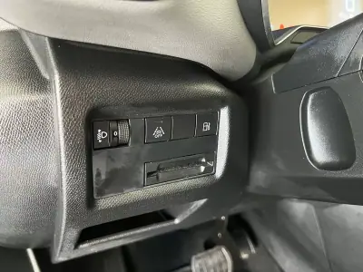 Citroën C5 Aircross 2021 - 18600 EUR, 100615 km - AUTO.MOTO.pt - 100615km - foto 19 de 22