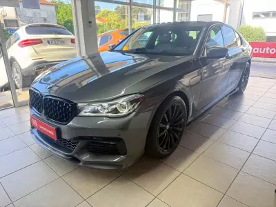 BMW 740 2018 - 29950 EUR, 249000 km - AUTO.MOTO.pt - 249000km - foto 5 de 41