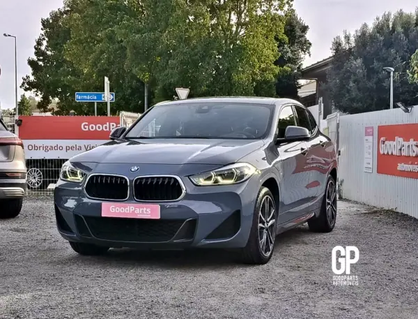 BMW X2 25 e xDrive Pack M 2020 Híbrido Plug-In — 93 653 km BMW X2 2020