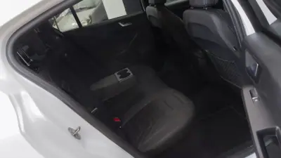 Ford Focus 2024 - 21450 EUR, 49000 km - AUTO.MOTO.pt - 49000km - foto 10 de 36