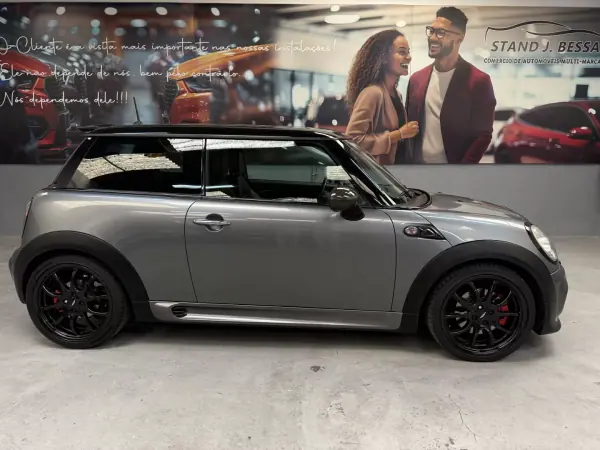 MINI Cooper S 2008 - 10900 EUR, 125000 km - AUTO.MOTO.pt - 125000km - foto 3 de 13
