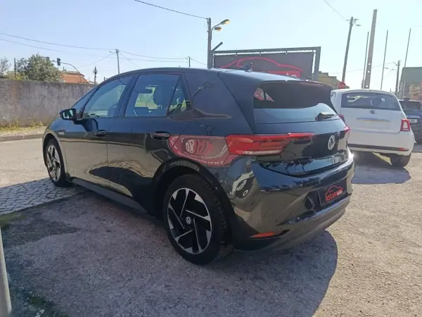 Volkswagen ID.3 2021 - 20900 EUR, 50690 km - AUTO.MOTO.pt - 50690km - foto 16 de 24