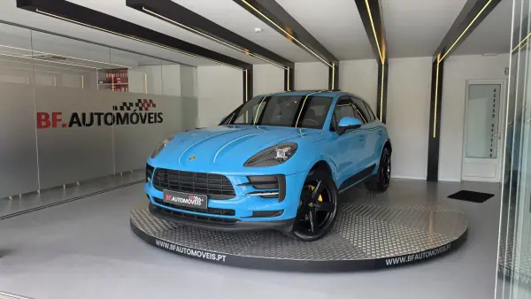 Porsche Macan 2018 - 46900 EUR, 189996 km - AUTO.MOTO.pt - 189996km - foto 13 de 56