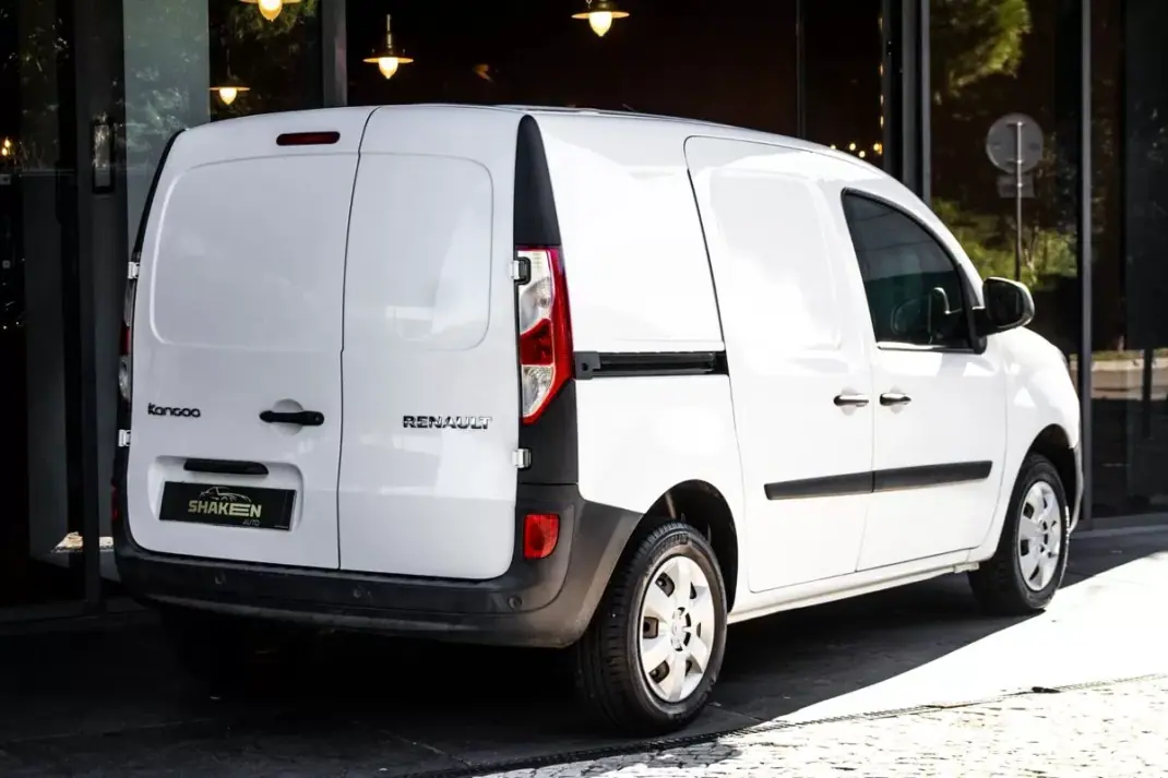 Renault Kangoo E-Tech Confort 2020 - 10750 EUR, 63577 km - AUTO.MOTO.pt - 63577km - foto 7 de 27
