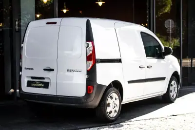 Renault Kangoo E-Tech Confort 2020 - 10750 EUR, 63577 km - AUTO.MOTO.pt - 63577km - foto 7 de 27