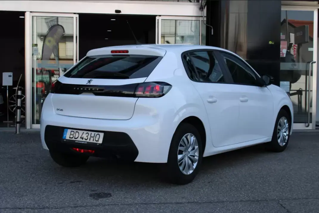 Peugeot 208 2022 - 13400 EUR, 45338 km - AUTO.MOTO.pt - 45338km - foto 4 de 17