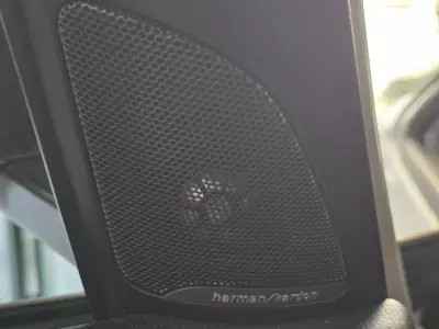 BMW 218 Active Tourer 2015 - 18300 EUR, 105000 km - AUTO.MOTO.pt - 105000km - foto 9 de 39