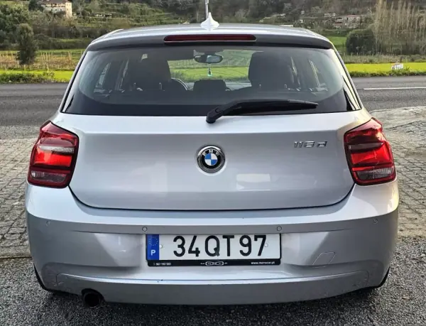 BMW 116 2012 - 10999 EUR, 280000 km - AUTO.MOTO.pt - 280000km - foto 15 de 24