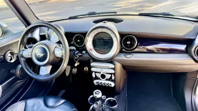 MINI Clubman 2008 - 8990 EUR, 134957 km - 134957km - foto 14 de 34