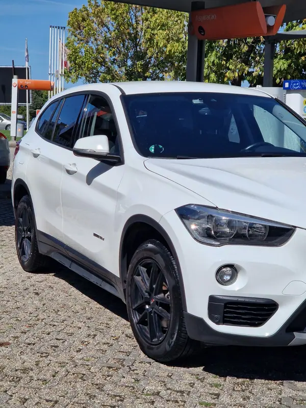 BMW X1 2017 - 17500 EUR, 150000 km - 150000km - foto 4 de 12