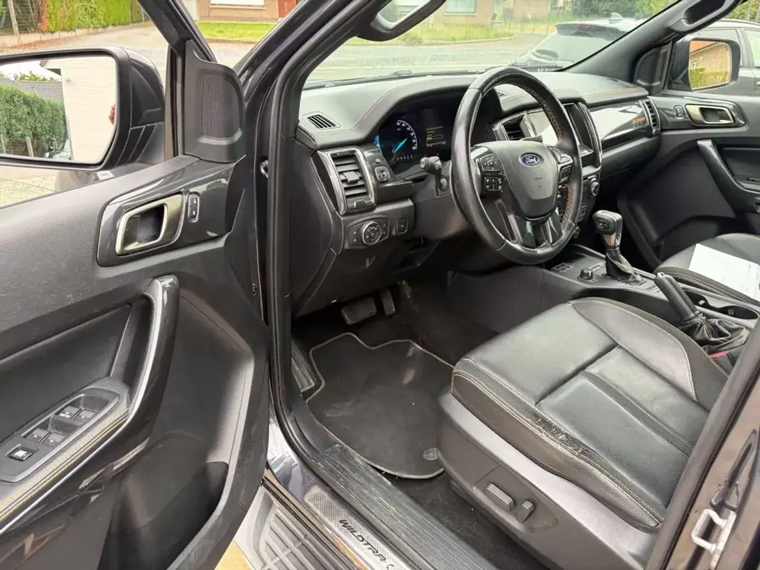 Ford Ranger 2021 - 28990 EUR, 155667 km - 155667km - foto 8 de 13