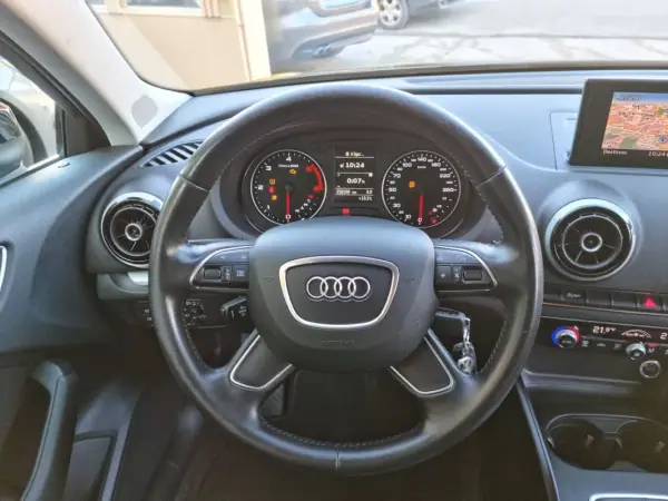 Audi A3 2014 - 14900 EUR, 250000 km - AUTO.MOTO.pt - 250000km - foto 34 de 38