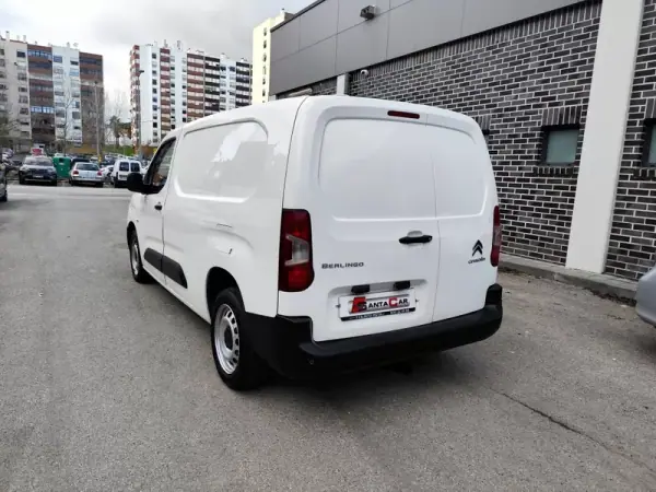 Citroën Berlingo 1.6 HDI ,3 Lug. Longa , Iva dedutivel 2019 - 13480 EUR, 182000 km - AUTO.MOTO.pt - 182000km - foto 21 de 28