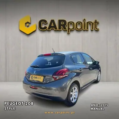Peugeot 208 2015 - 9900 EUR, 114334 km - 114334km - foto 4 de 10