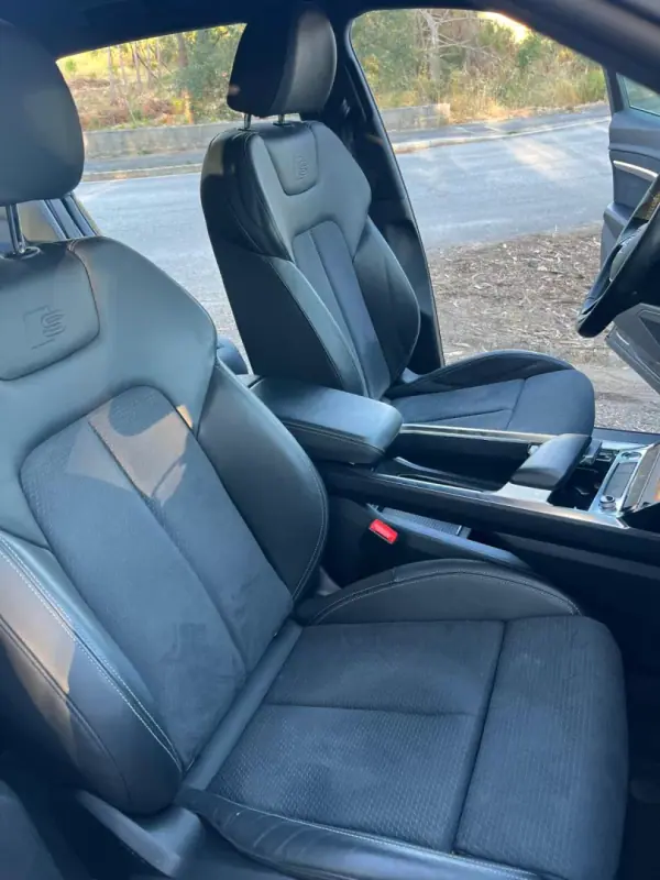 Audi e-tron 2022 - 34750 EUR, 131000 km - AUTO.MOTO.pt - 131000km - foto 41 de 50