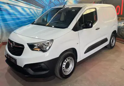 Opel COMBO 2023 - 16899 EUR, 23000 km - 23000km - foto 9 de 38