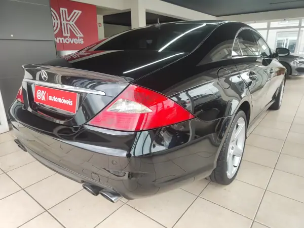 Mercedes-Benz CLS 55 AMG 2005 - 37500 EUR, 135000 km - AUTO.MOTO.pt - 135000km - foto 12 de 42